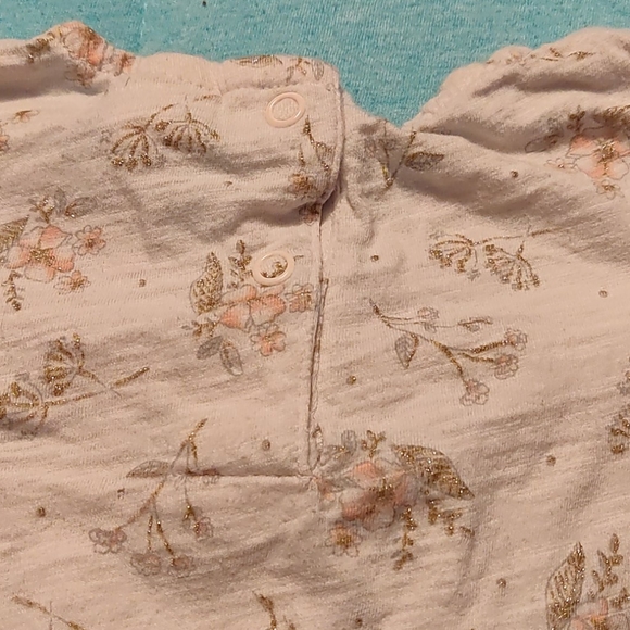 24 mo Long Sleeved Onesie *5 for $20* - Picture 3 of 3